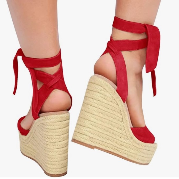 Strappy Wedge Red Guess Sandals Size 6.5 - Picture 2 of 7